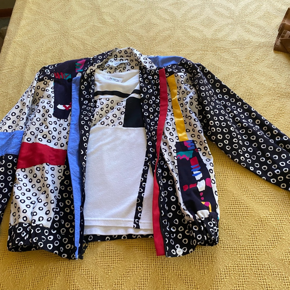Fun jacket with matching T-shirt short sleeve top. Cotton & polyester
